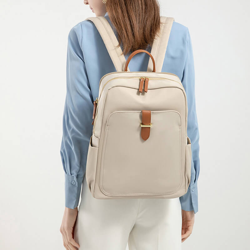 Top 08 kiểu balo công sở thời trang dành cho dân văn phòng 16 Top 8 mẫu balo công sở dành cho dân văn phòng - 4